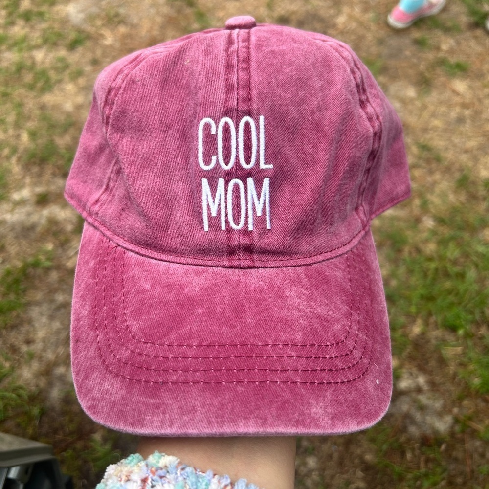 Pink 'Cool Mom' Cap